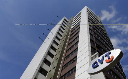 Vivendi, Telefonica Seal $9.3B Brazilian Broadband Deal