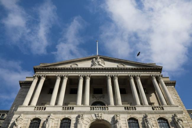 © Bloomberg. The Bank of England (BOE) stands in the City of London, U.K., on Wednesday, May 6, 2020. Bank of England policy makers will meet this week knowing that they'll probably have to do more to combat the U.K.’s economic slump, if not now then soon.