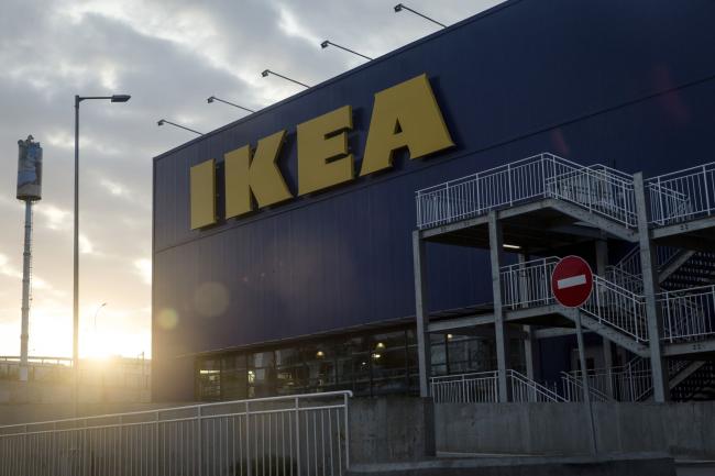 © Bloomberg. The Ikea store stands at dawn in Hitech City on the outskirts of Hyderabad, India, on Thursday, Aug. 9, 2018. Ikea's blue-and-yellow stores are instantly recognizable: iconic, monolithic and now, as India's first store throws open its doors to the masses today, operating in more than 400 stores in some 50 countries. Photographer: Udit Kulshrestha/Bloomberg