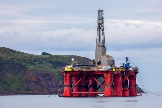 © Bloomberg. The Paul B. Loyd Jr drilling rig, operated by Transocean Inc., sits in the Port of Cromarty Firth in Cromarty, U.K., on Tuesday, June 23, 2020. Oil headed for a weekly decline -- only the second since April -- as a surge in U.S. coronavirus cases clouded the demand outlook, though the pessimism was tempered by huge cuts to Russia's seaborne crude exports. Photographer: Jason Alden/Bloomberg