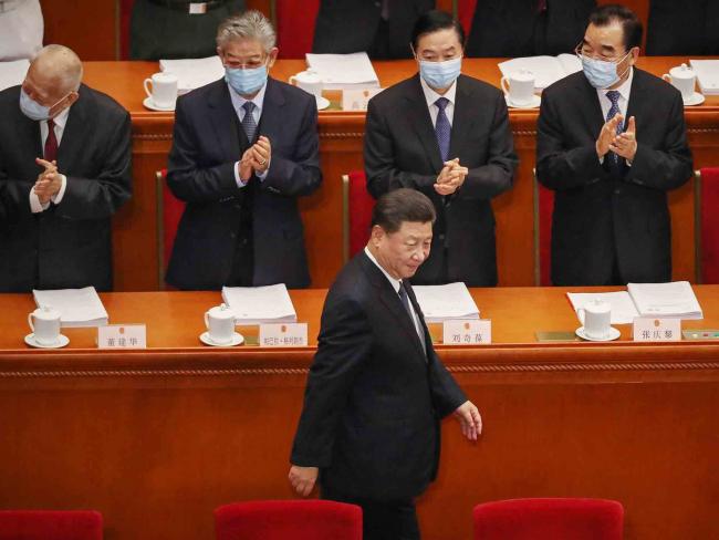 © Bloomberg. BEIJING, CHINA - MAY 22: Chinese President Xi Jinping arrives at The Great Hall of the People for the opening of the National People's Congress on May 22, 2020 in Beijing, China. China is holding now its annual Two Sessions political meetings, that were delayed since March due to the Covid19 outbreak. (Photo by Andrea Verdelli/Getty Images)