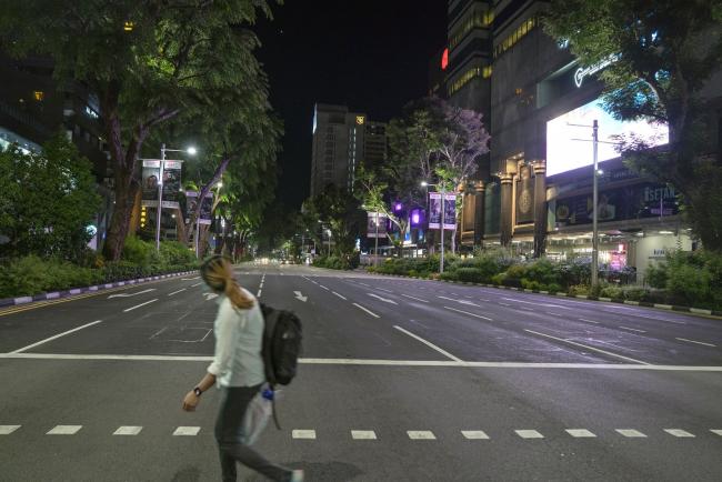 Singapore Sees Sharper Economic Slump as Virus Spreads Globally