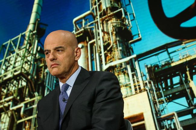 © Bloomberg. Claudio Descalzi, chief executive officer of Eni SpA, listens during a Bloomberg Television interview in New York, U.S., on Wednesday, Oct. 18, 2017. Descalzi discussed Bridgewater's short against Italy and Eni.