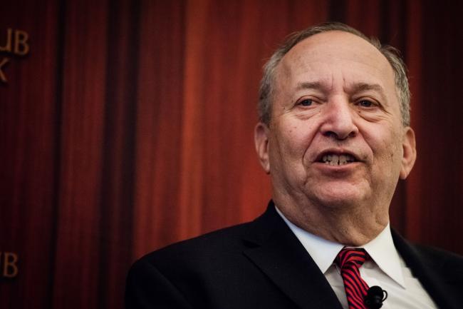 © Bloomberg. Larry Summers, former U.S. Treasury secretary, speaks during an Economic Club of New York event in New York, U.S., on Wednesday, May 16, 2018. Summers discussed government, budget, and public investment.