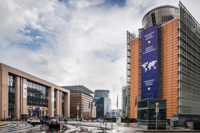 © Bloomberg. Automobiles pass the Berlaymont building, which houses offices of the European Commission, in Brussels, Belgium, on Monday, June 8, 2020. British and European Union negotiators called on their political leaders to break the deadlocked negotiations over the two sides’ future relationship amid signs patience is wearing thin.