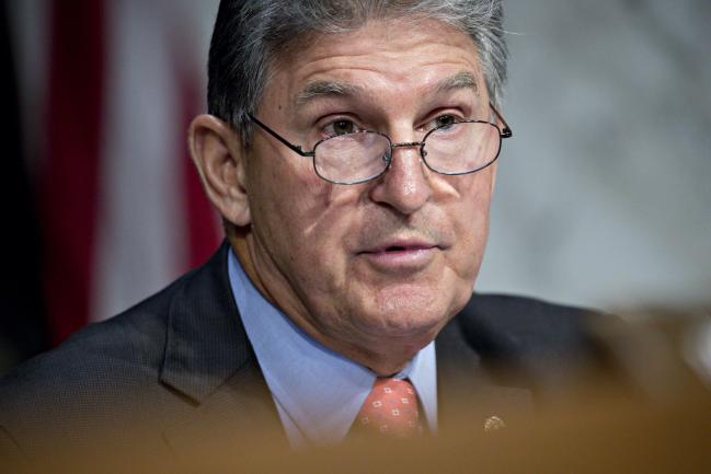 © Bloomberg. Joe Manchin